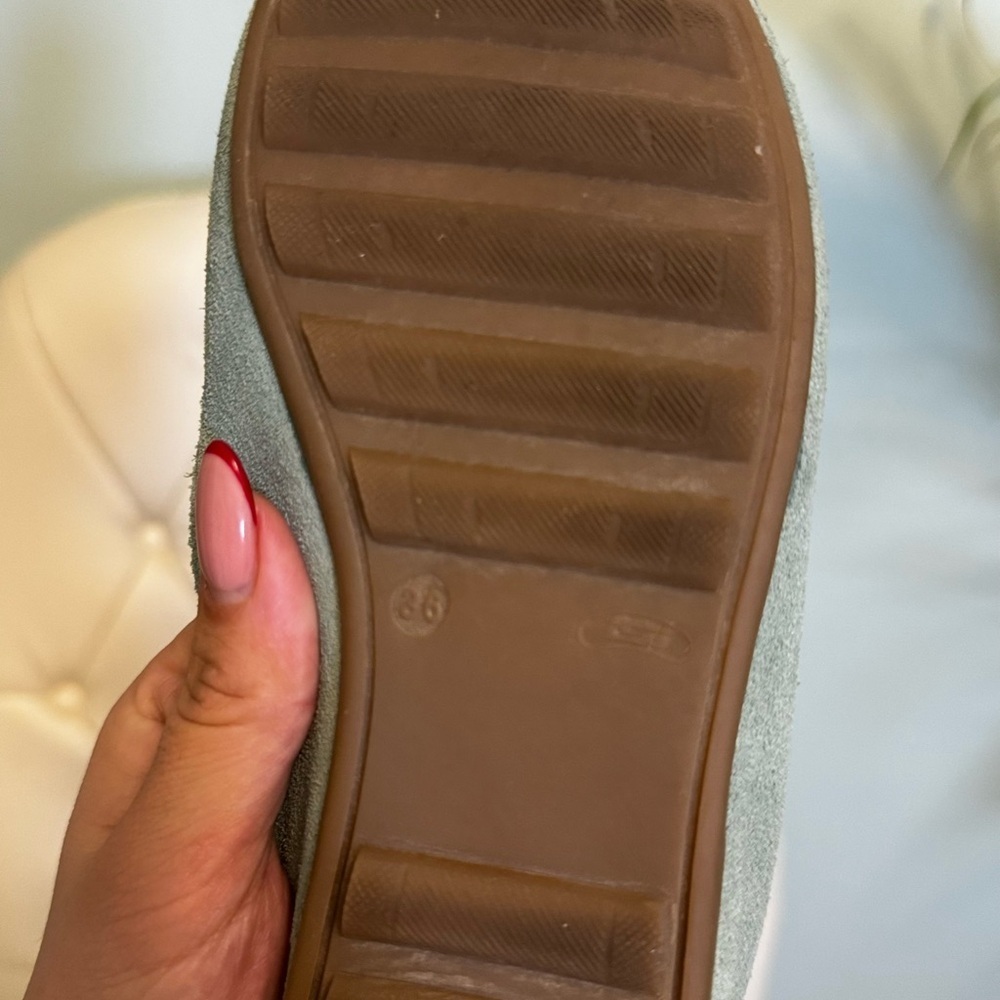 Women's Stylish Teal Moccasins - Picture 6 of 6